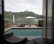grand suite on the water
