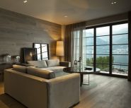 grand suite on the water